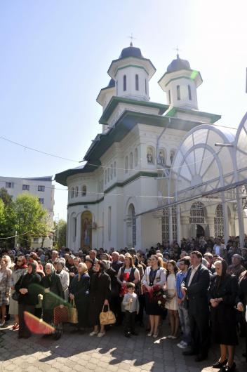 Icoana Maicii Domnului de la Giurgeni, în pelerinaj la Bacău Icoana Maicii Domnului de la Giurgeni, în pelerinaj la Bacău
