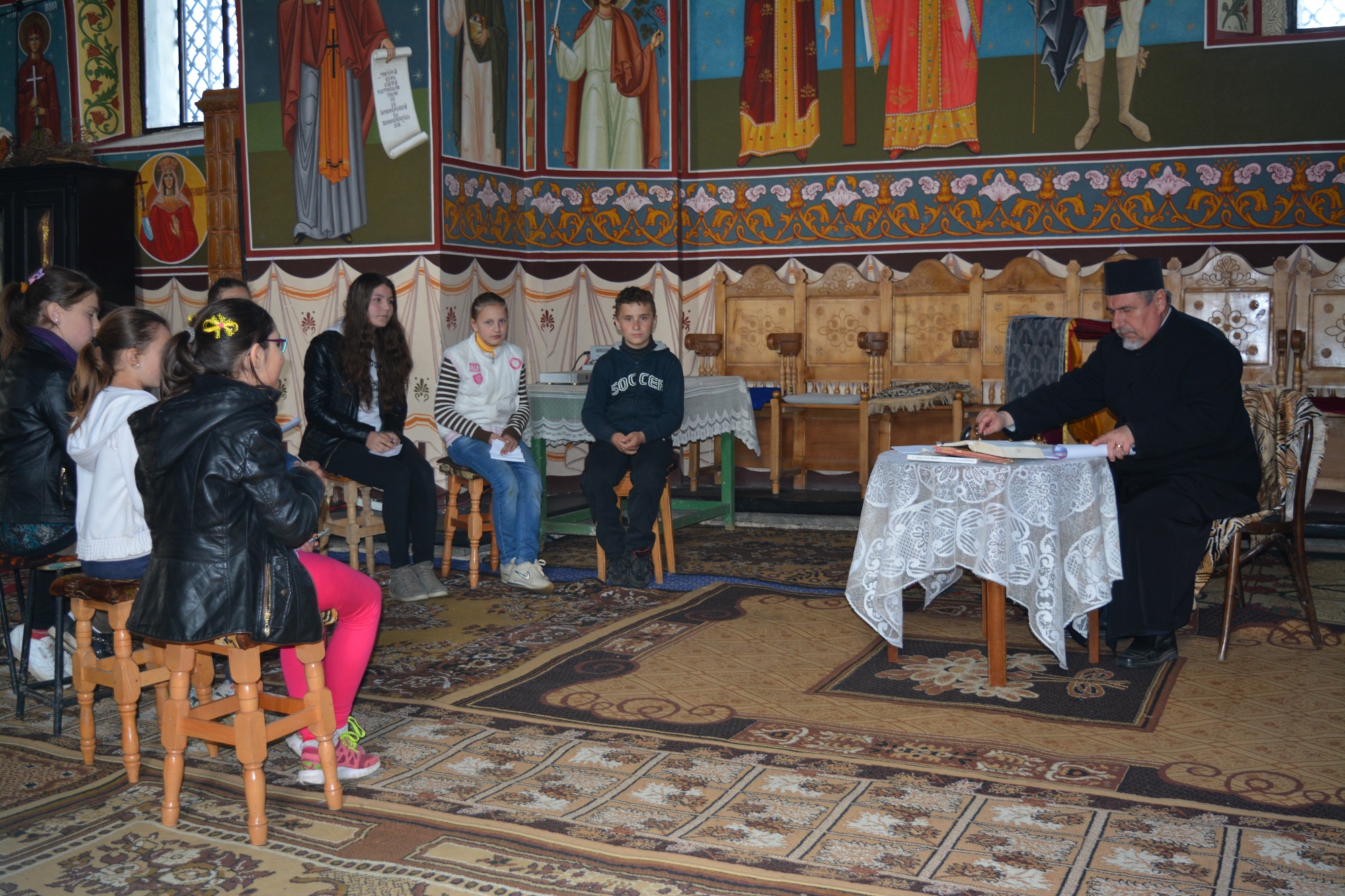 Cateheze pentru „tineri de toate vârstele” în Protopopiatul Săveni