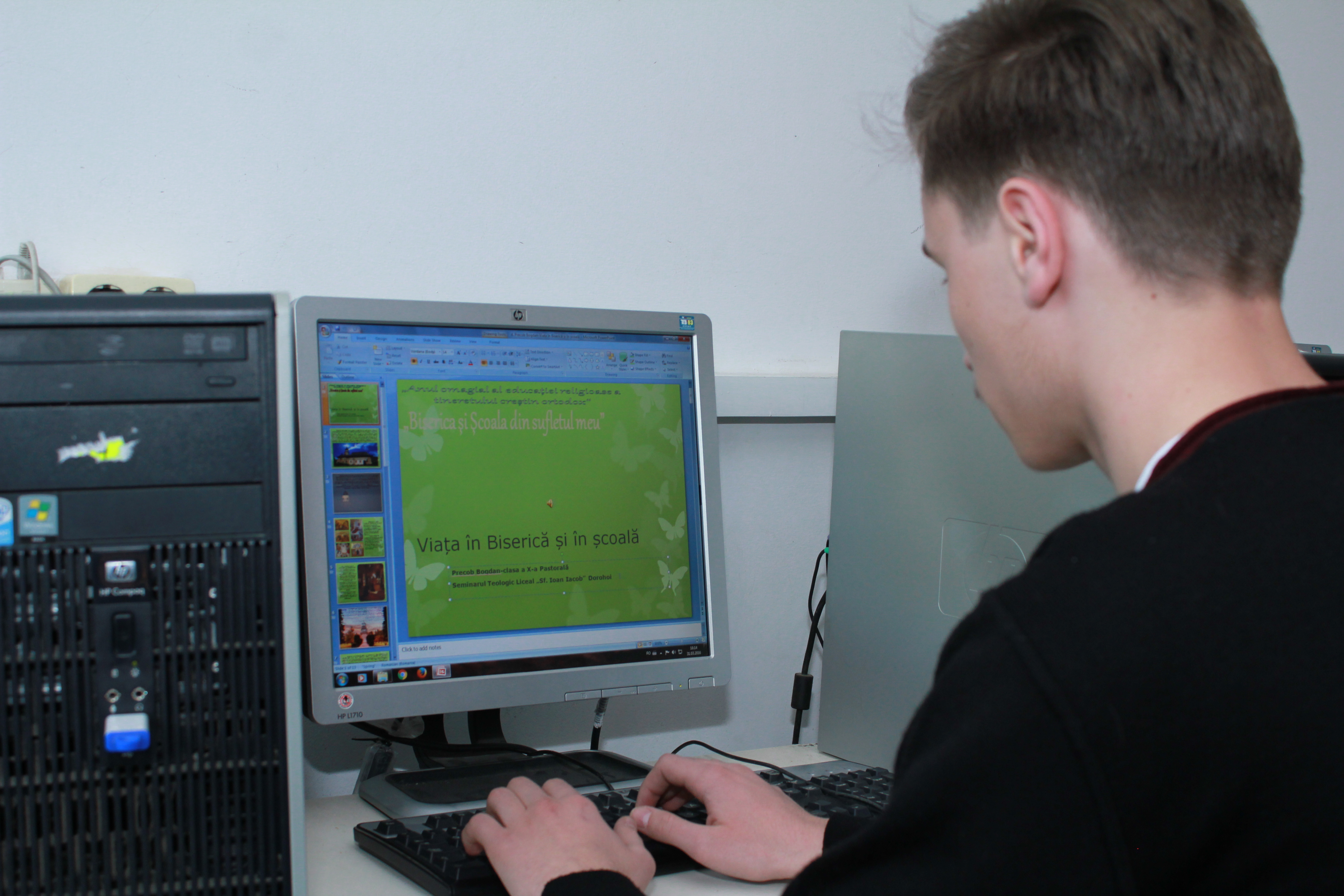 Pregătiri pentru Concursul „Biserica și Școala din sufletul meu”, la Seminarul Teologic Dorohoi