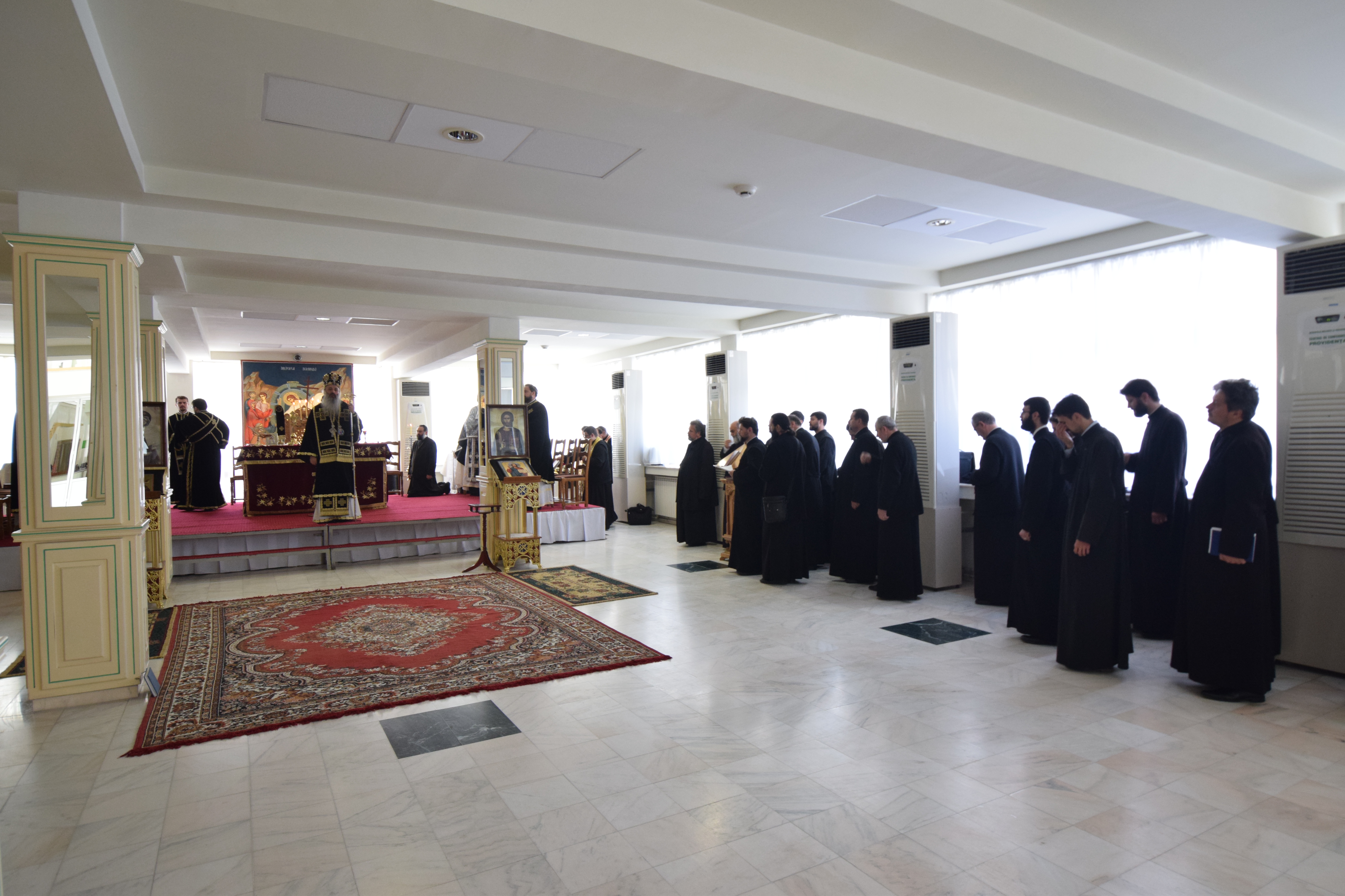 „Dacă Biserica nu vine către noi, generația tânără, suntem o generație moartă înainte de a ne naște” „Dacă Biserica nu vine către noi, generația tânără, suntem o generație moartă înainte de a ne naște”