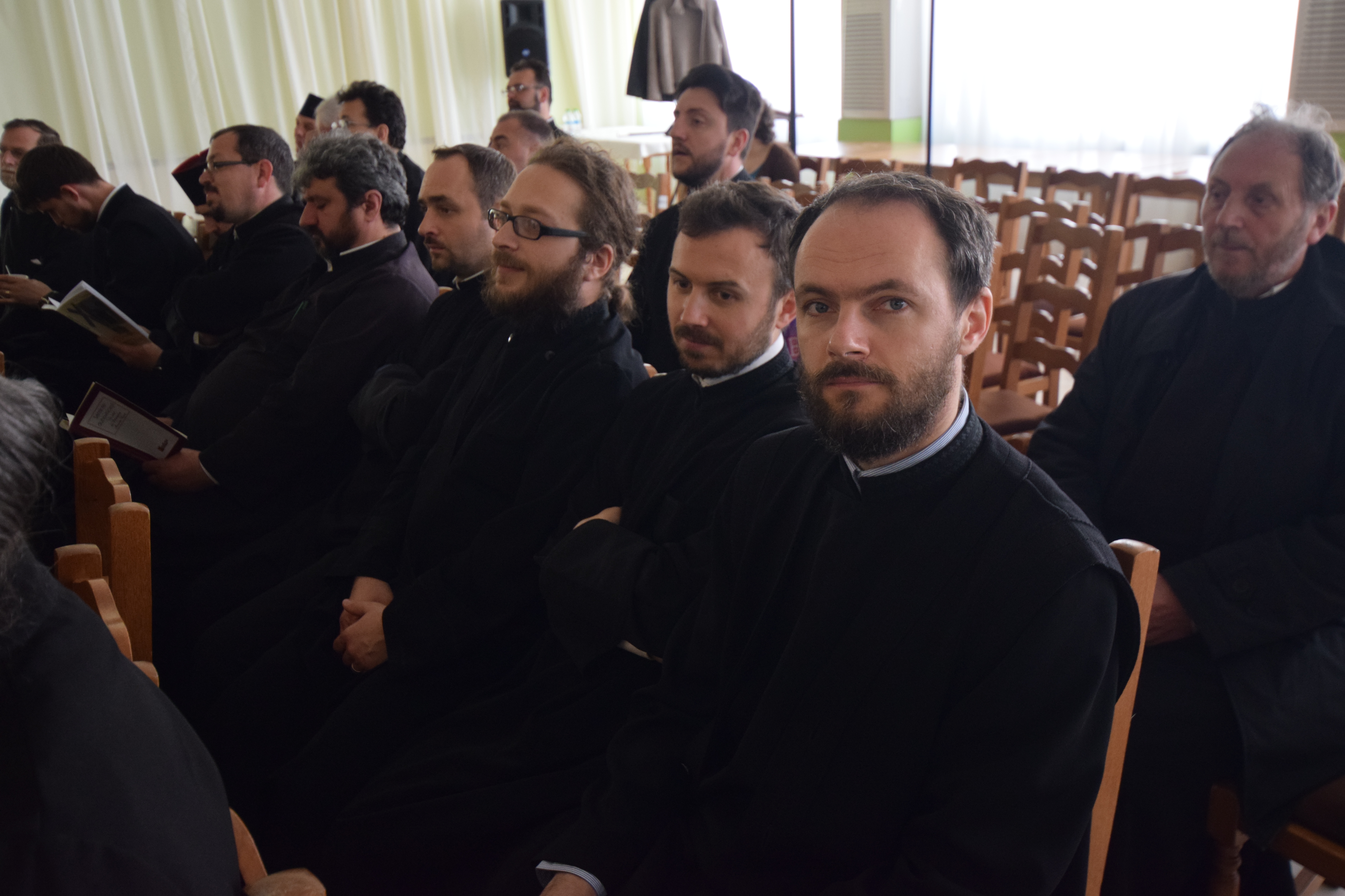 „Dacă Biserica nu vine către noi, generația tânără, suntem o generație moartă înainte de a ne naște” „Dacă Biserica nu vine către noi, generația tânără, suntem o generație moartă înainte de a ne naște”