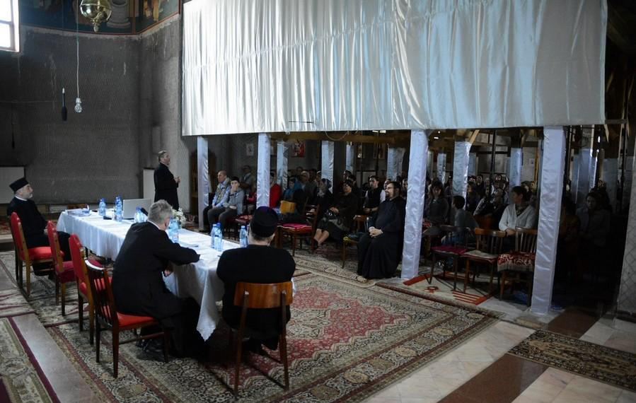 Dezbatere dedicată familiei, la Biserica „Sfântul Apostol Toma“ din Iaşi