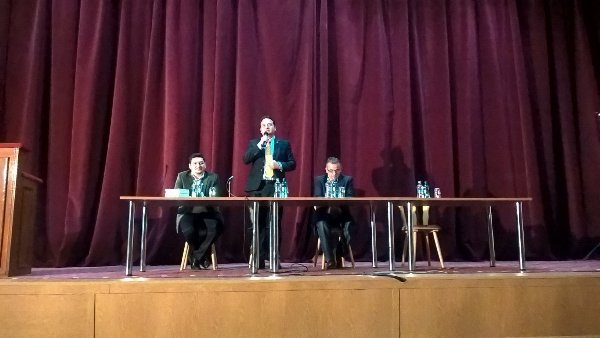 Conferințe pe tema „România pentru familie”, la Craiova și Târgu Jiu