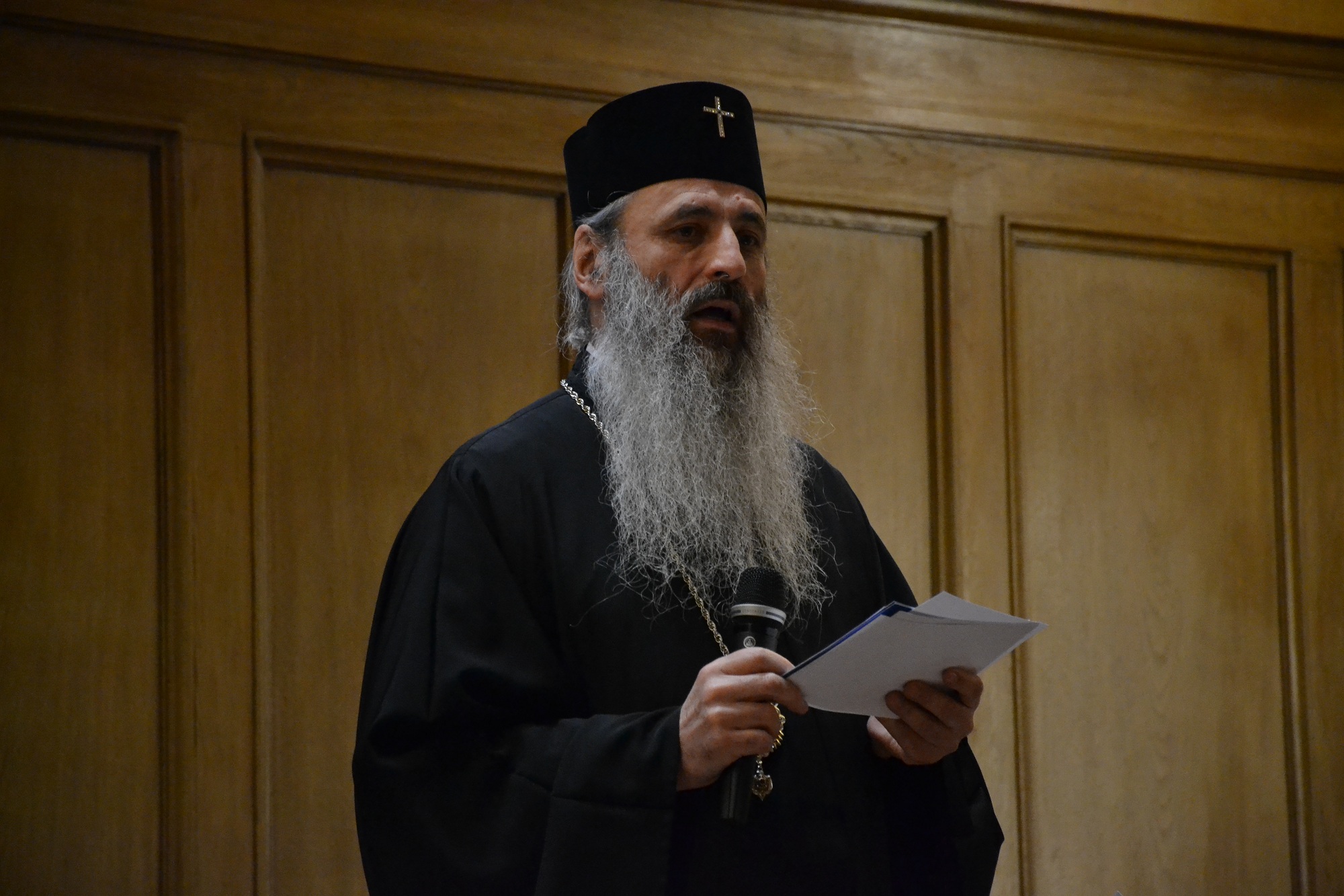 Dezbatere despre Educația pentru sănătate: „Prezenţa părinţilor, a tatălui şi a mamei, în centrul acestei preocupări, rămâne esenţială”