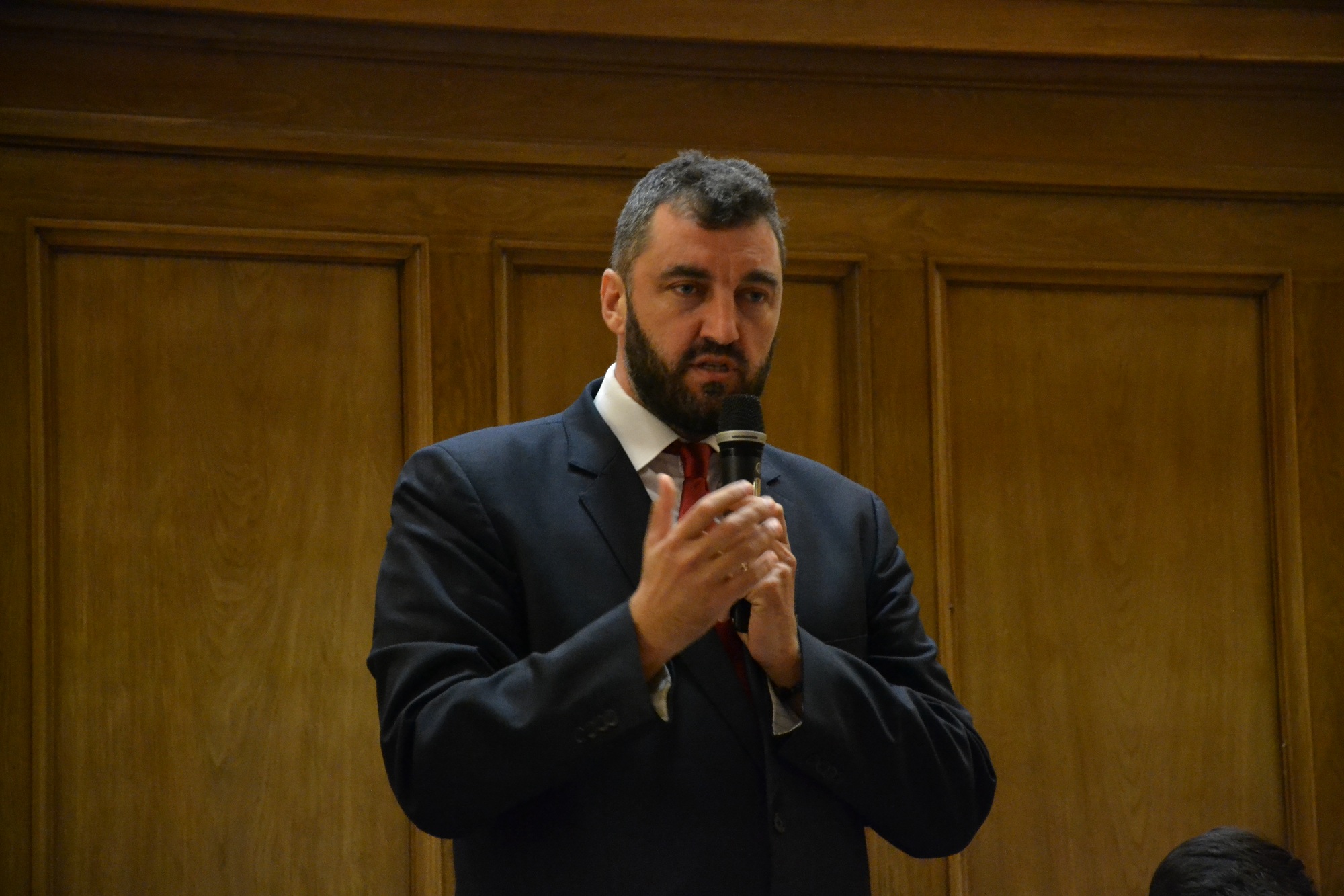 Dezbatere despre Educația pentru sănătate: „Prezenţa părinţilor, a tatălui şi a mamei, în centrul acestei preocupări, rămâne esenţială”