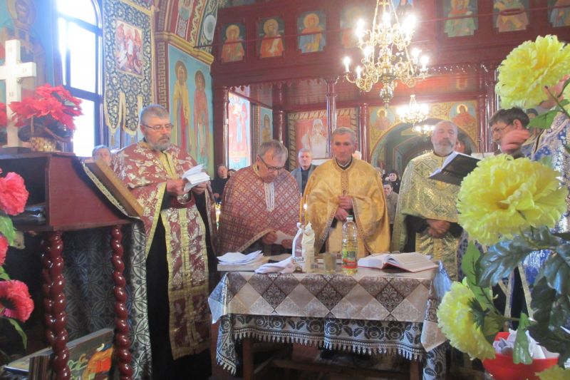 Seară duhovnicească şi culturală la Râul Sadului