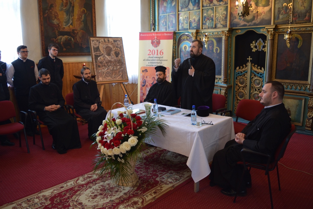Conferinţă duhovnicească la liceul teologic ortodox romaşcan Conferinţă duhovnicească la liceul teologic ortodox romaşcan