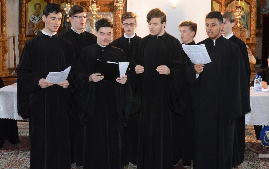 Dezbatere dedicată familiei, la Biserica „Sfântul Apostol Toma“ din Iaşi