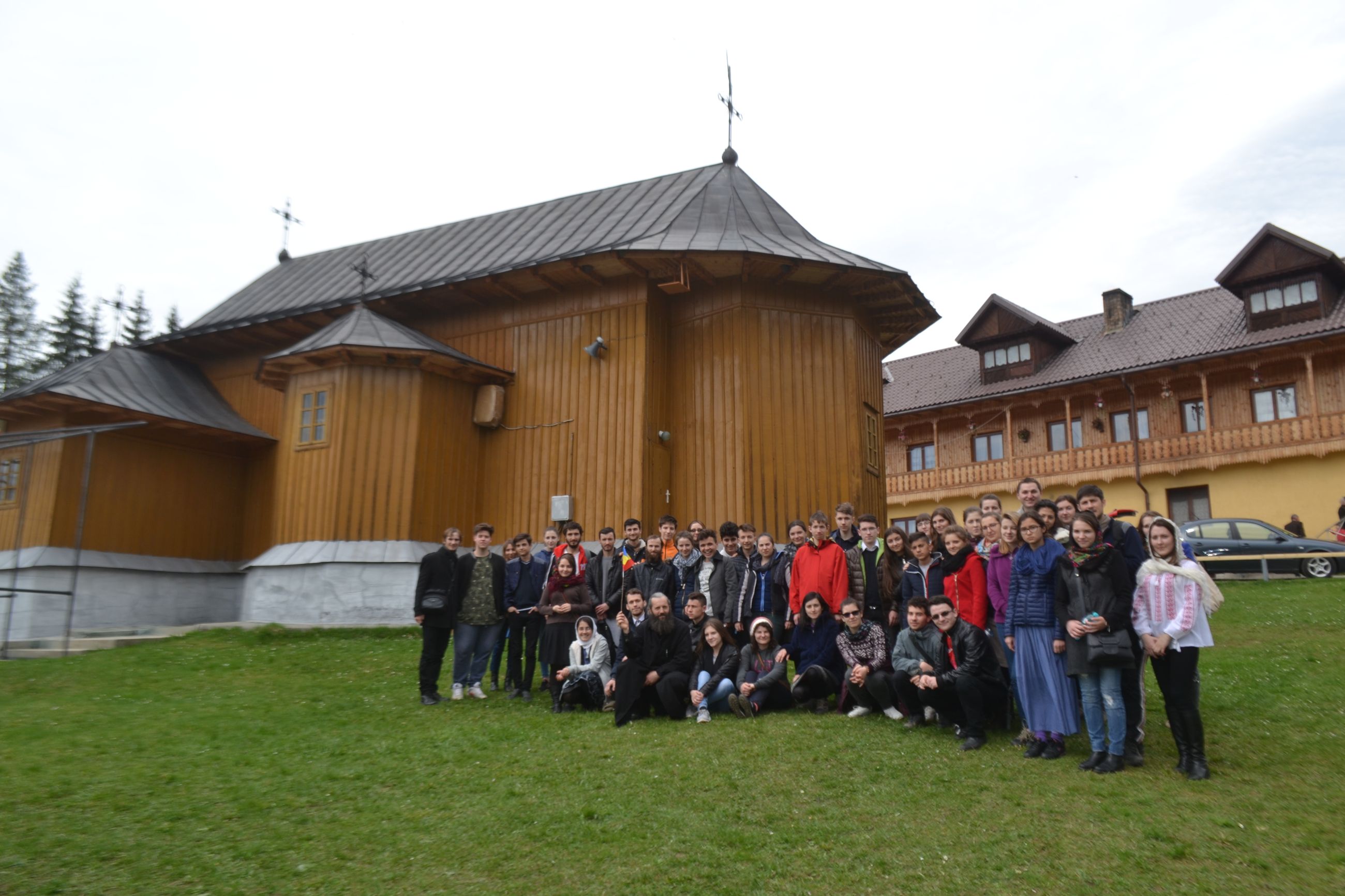 Pe urmele domnului Petru Rareș, spre tainițele inimilor noastre