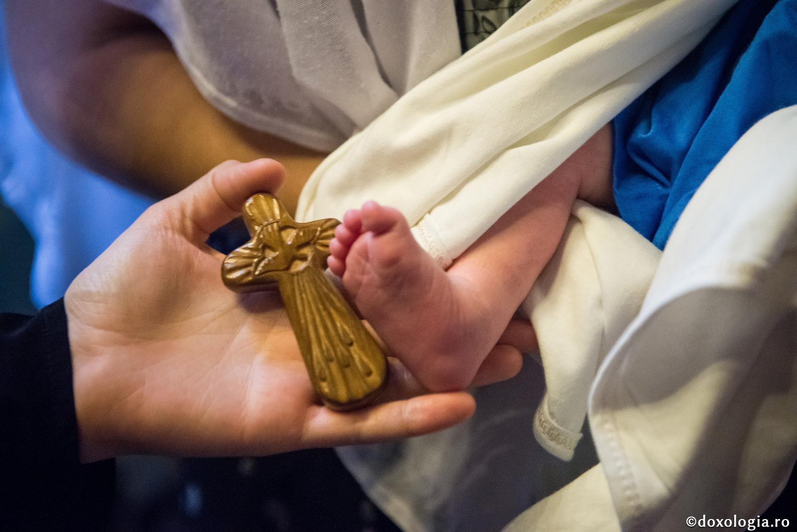 Foto: Oana Nechifor Când începe educaţia religioasă a copiilor?