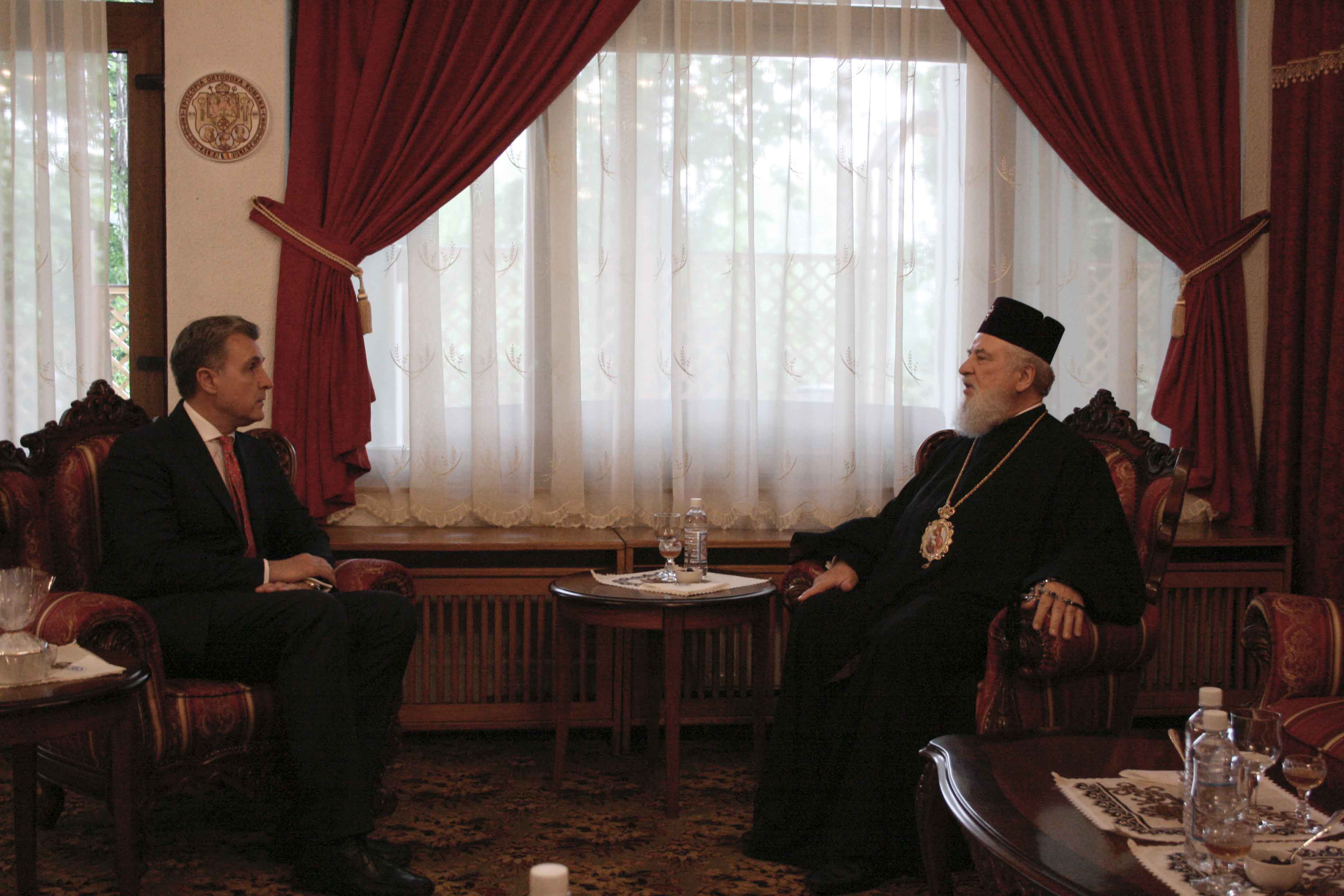 Înaltpreasfințitul Părinte Nifon s-a întâlnit cu Principele Radu al României Înaltpreasfințitul Părinte Nifon s-a întâlnit cu Principele Radu al României