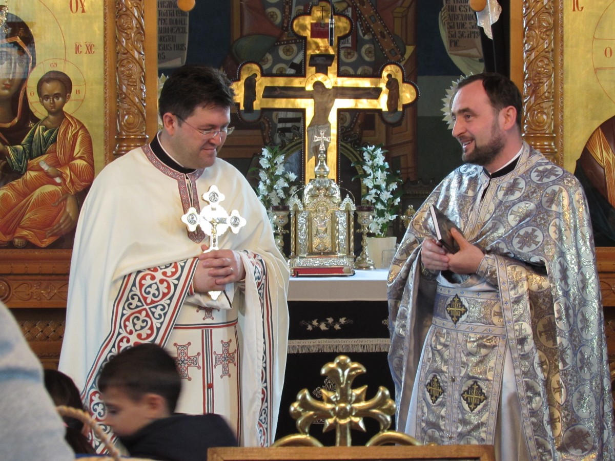 Praznicul Floriilor, în Parohia „Adormirea Maicii Domnului” din Cluj-Napoca Praznicul Floriilor, în Parohia „Adormirea Maicii Domnului” din Cluj-Napoca