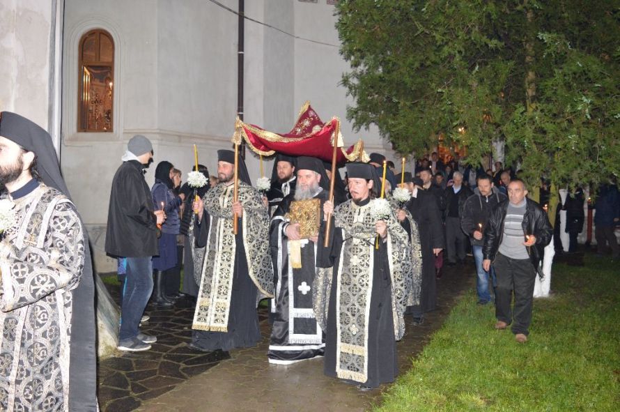 Prohodul Domnului și Procesiunea cu Sfântul Epitaf, în Arhepiscopia Aradului