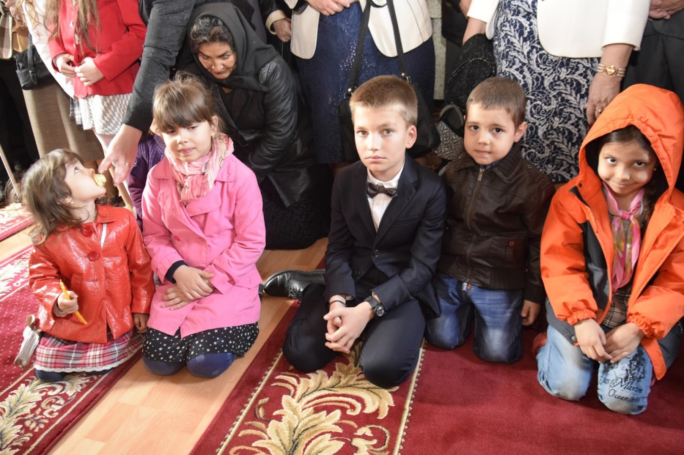 Biserica din Nețeni, veche de aproape 250 de ani, resfințită de Mitropolitul Clujului