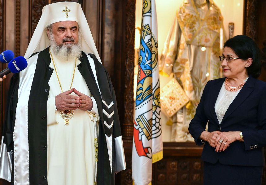 Importanţa dialogului dintre teologie, filosofie şi ştiinţă