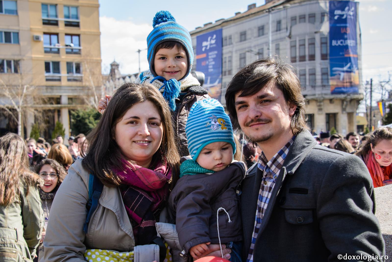 Copii, ascultaţi pe părinţii voştri în Domnul!