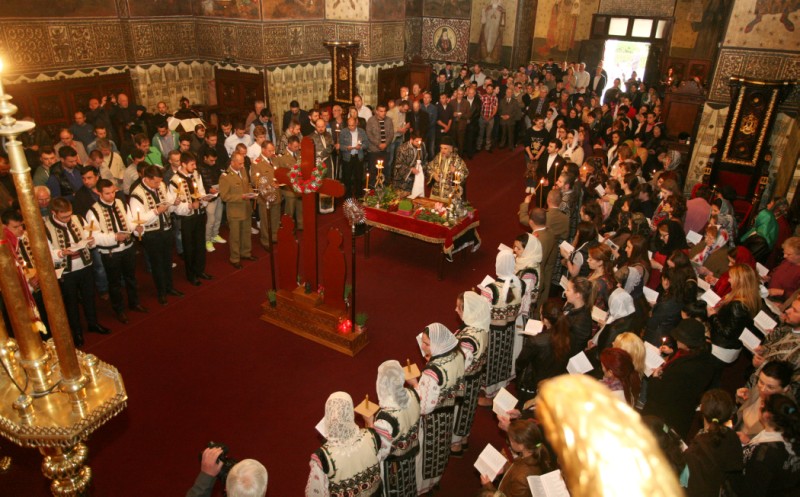 Prohodul Domnului, la Catedrala Arhiepiscopală din Galaţi