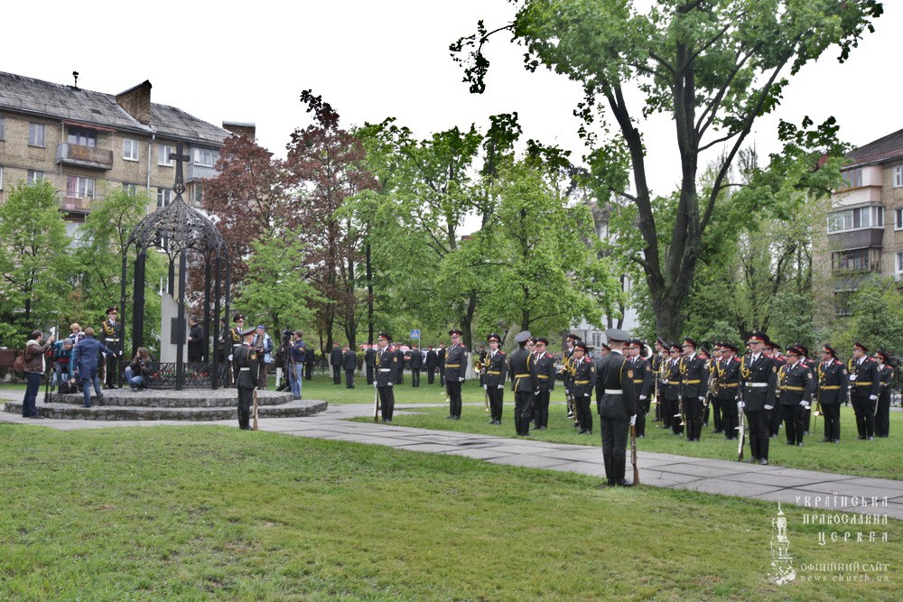 Victimele accidentului de la Cernobâl, omagiate de Mitropolitul Kievului și Președintele Poroșenko