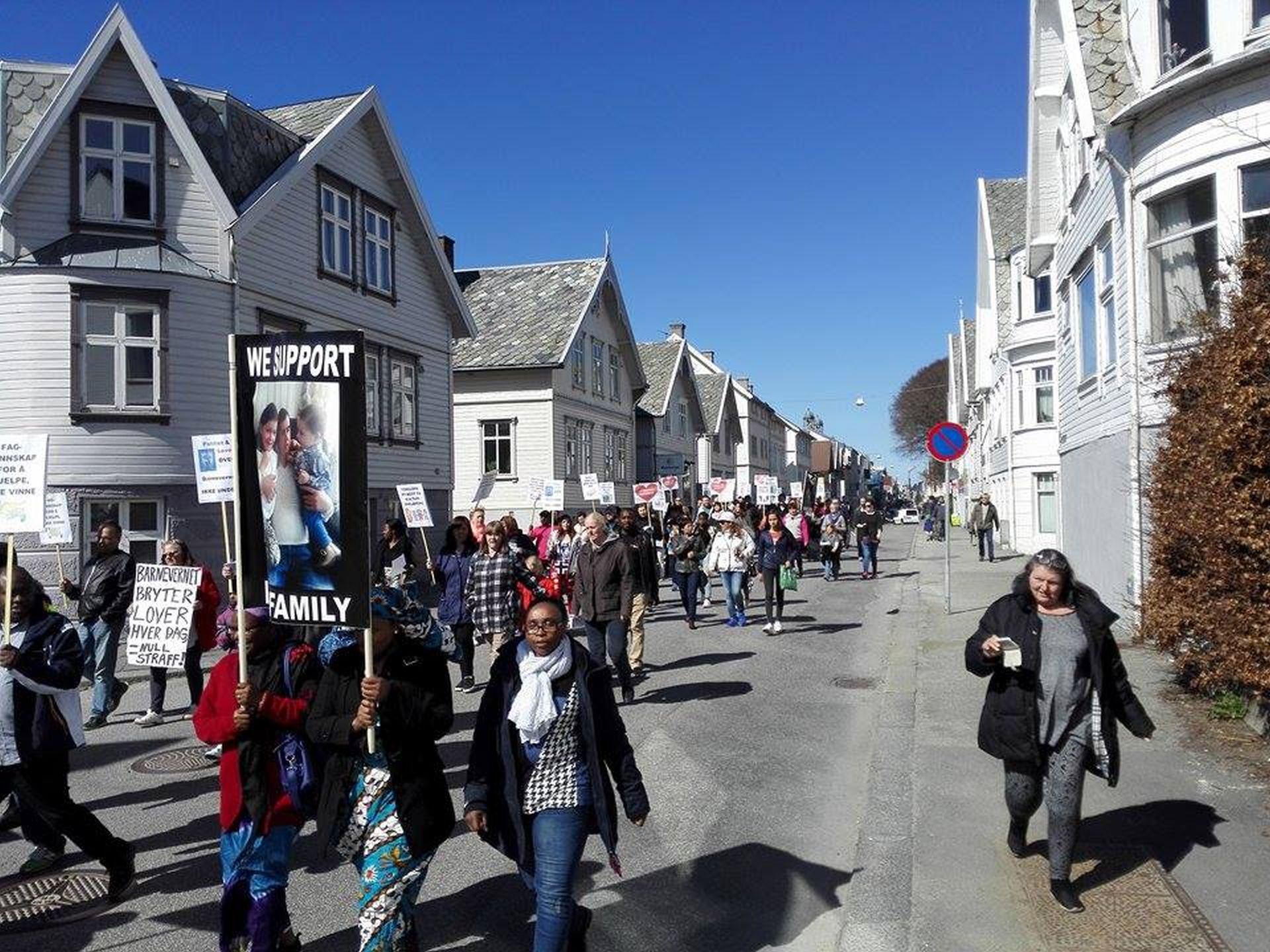 Episcopia Europei de Nord este alături de familiile despărţite de copii din Norvegia