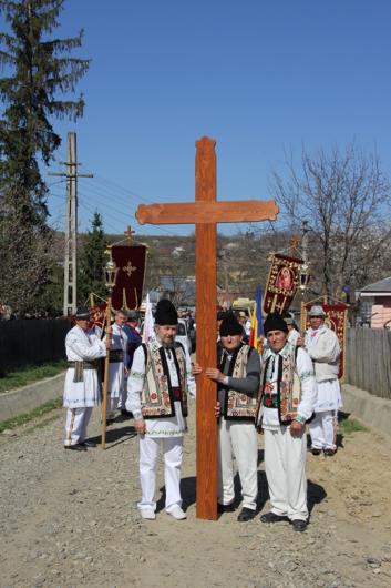 „Sfânta Cruce este semnul identităţii noastre“
