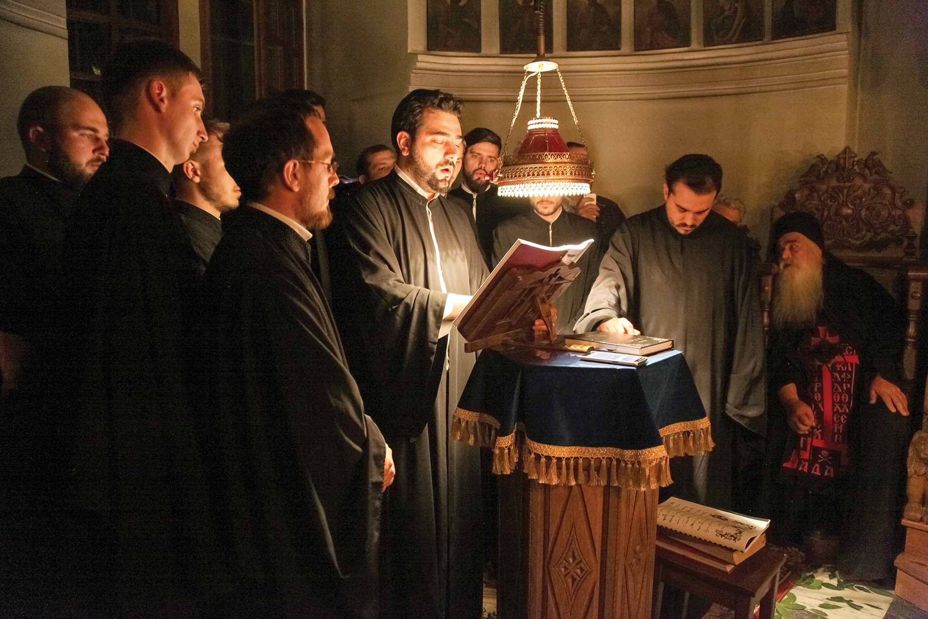 Corul „Byzantion“, în Muntele Athos la privegherea pentru hramul chiliei „Buna Vestire“ a Schitului Lacu