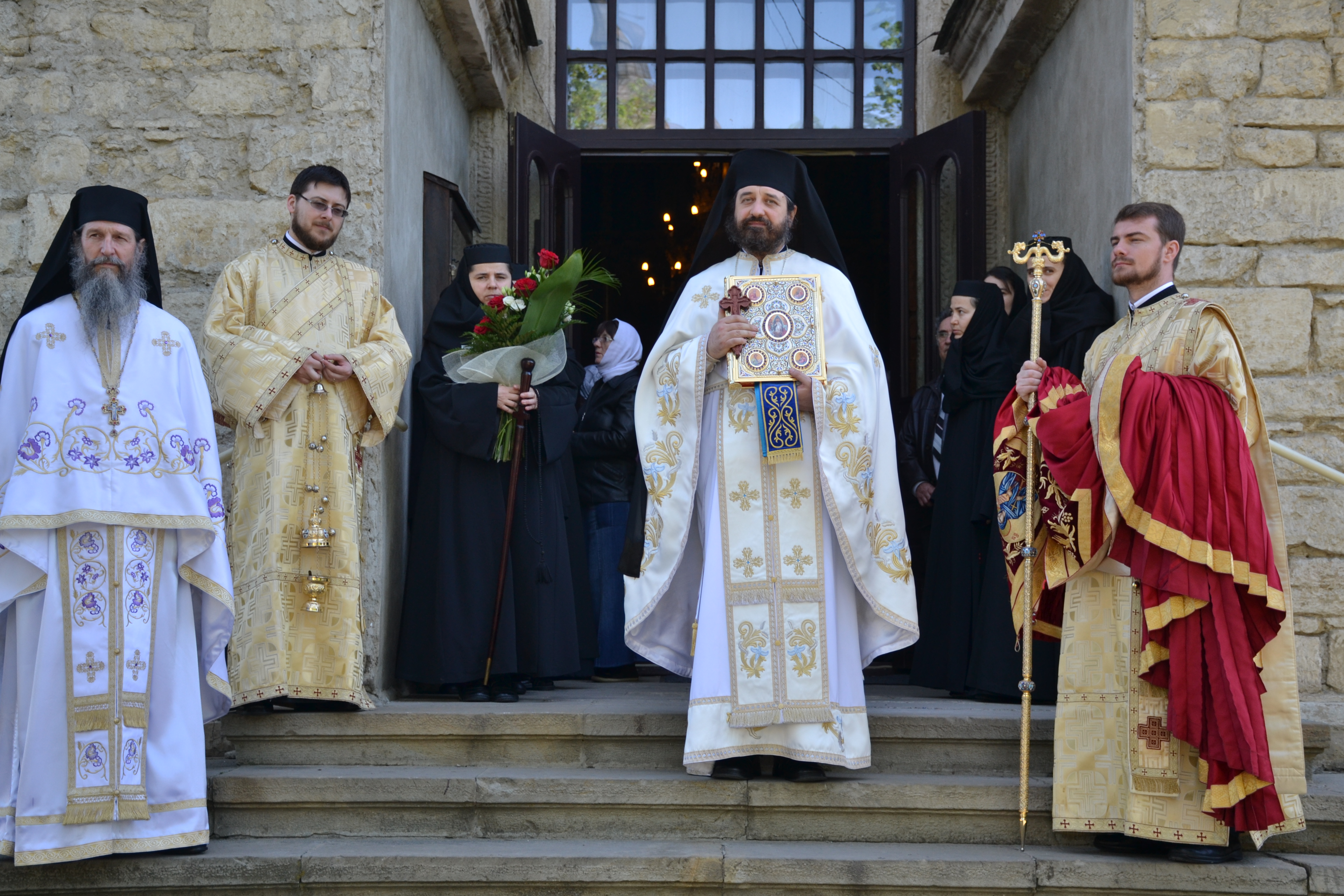 „Îmbrăcarea în Dumnezeu se poate găsi în esența ei într-o singură haină – cea a rugăciunii”