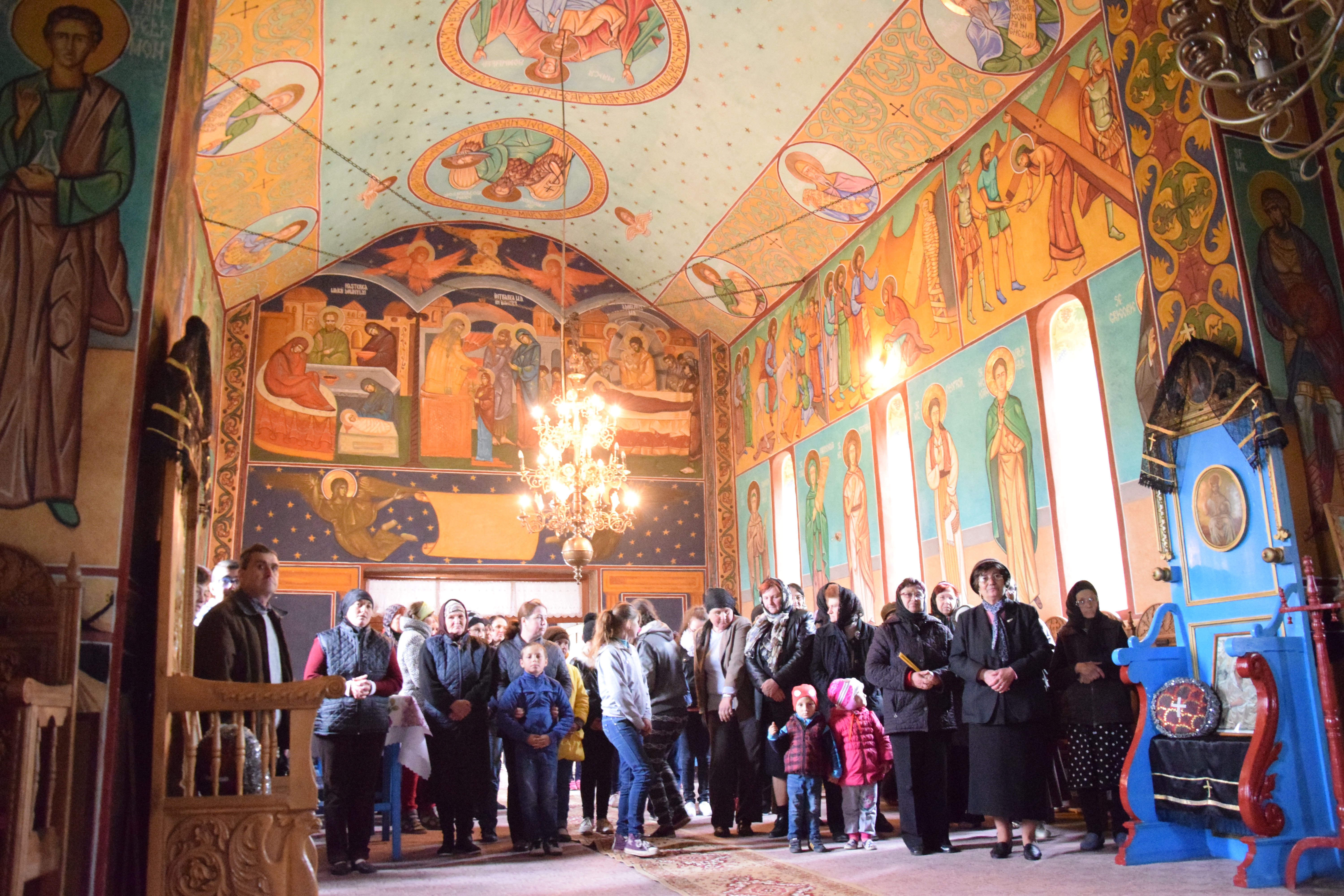 Denie arhierească la Parohia „Sfinţii Voievozi“ din Podolenii de Sus