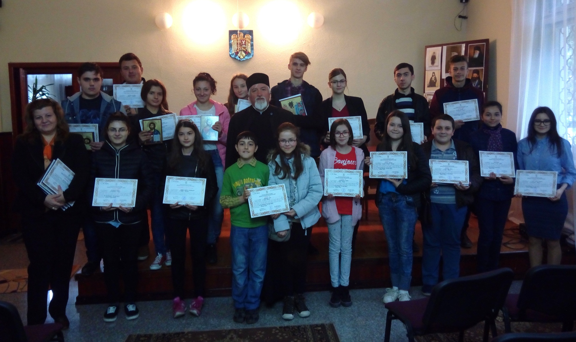 Elevi păşcăneni, premiați în cadrul Concursului de creaţie „Biserica şi şcoala din sufletul meu”