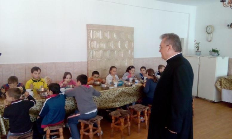 Proiecte educaţionale şi filantropice în Protopopiatul Buhuşi Proiecte educaţionale şi filantropice în Protopopiatul Buhuşi