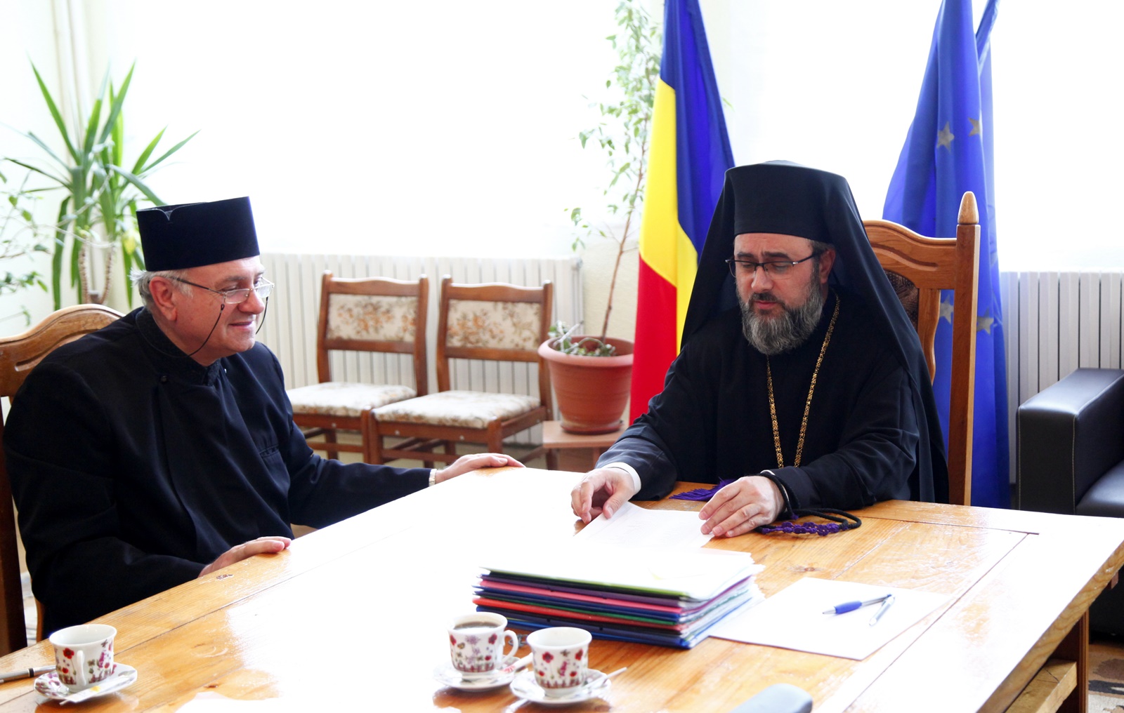 Burse de studiu pentru elevii merituoşi din judeţul Buzău