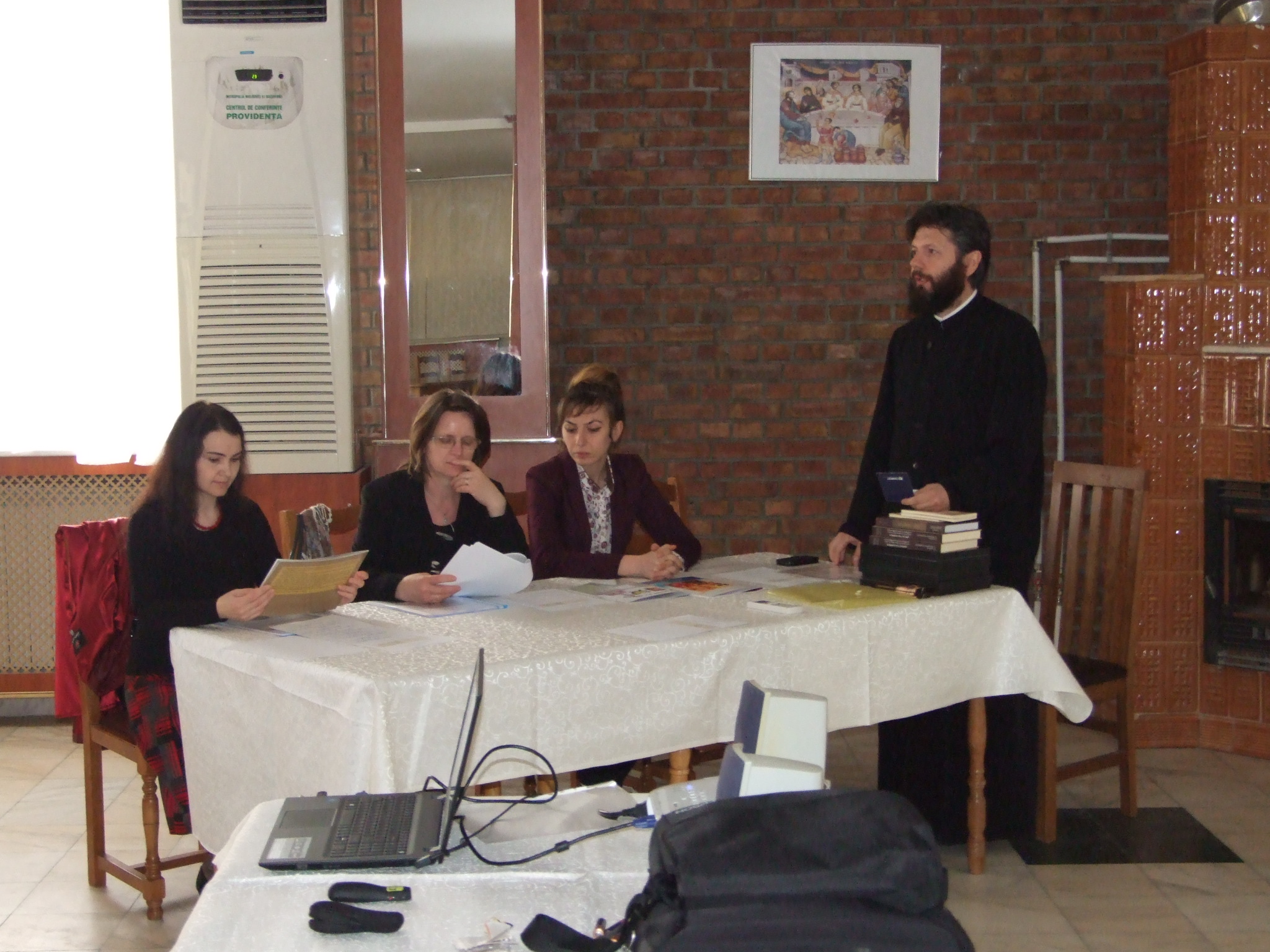 „Şcoala din pridvorul Bisericii” - un proiect catehetic câştigător