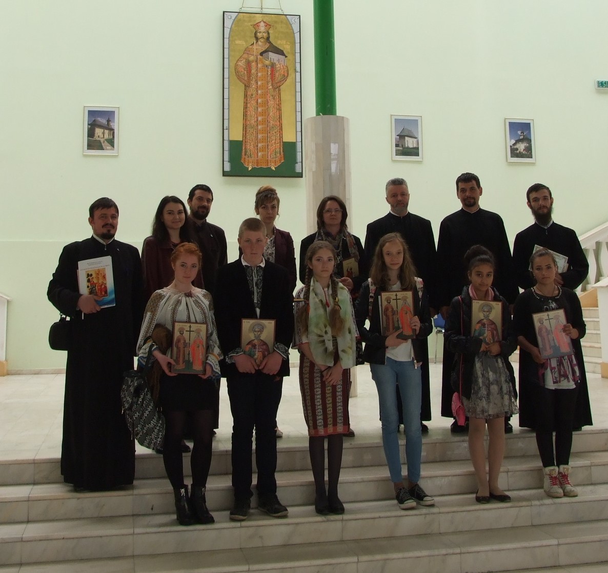 „Şcoala din pridvorul Bisericii” - un proiect catehetic câştigător