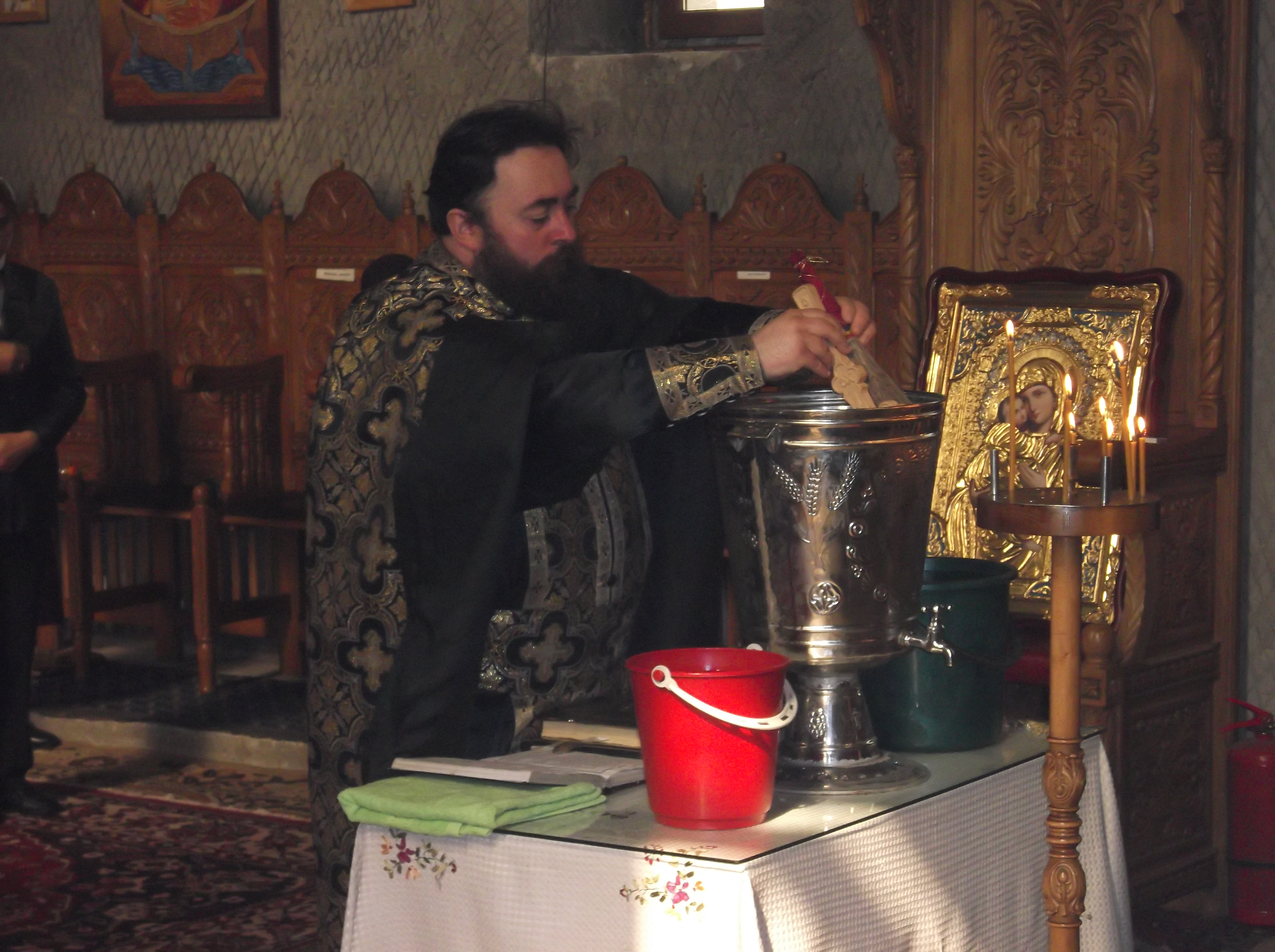 Program liturgic specific Postului Mare, în Parohia Breazu