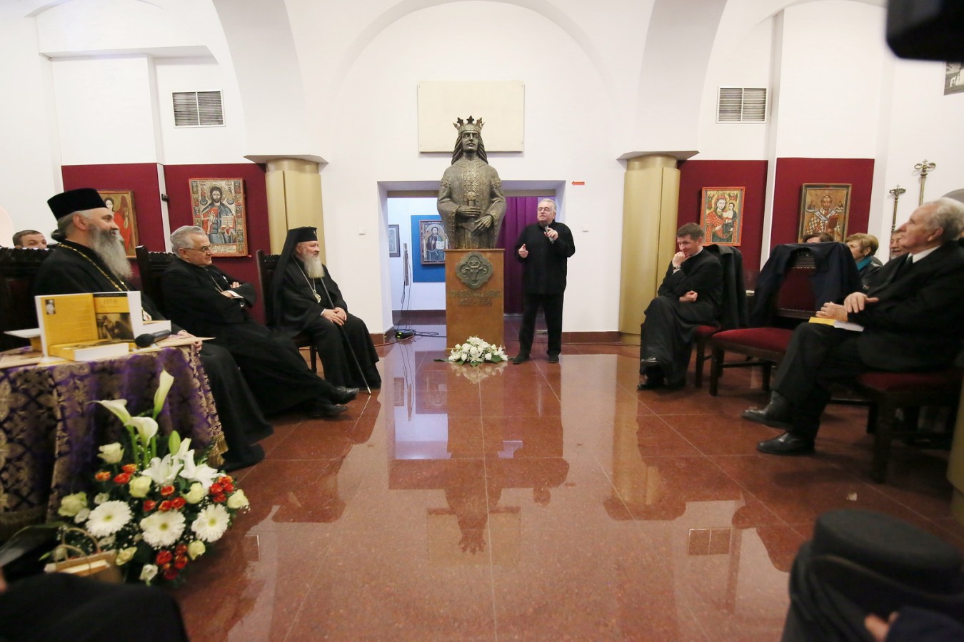 Nume mari ale culturii românești, la Muzeul Mitropoliei Clujului Nume mari ale culturii românești, la Muzeul Mitropoliei Clujului