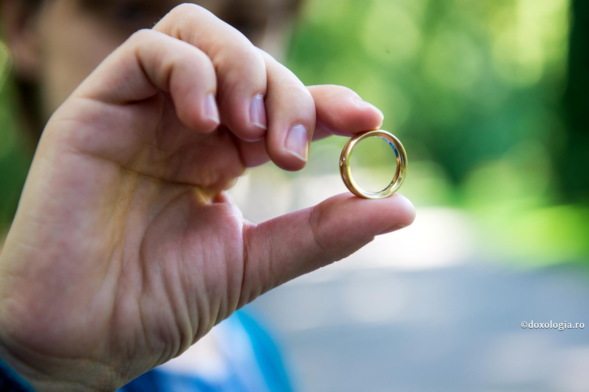 Persoana cu care ne vom căsători este aleasă de noi sau de Dumnezeu?