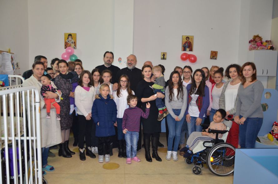 Ajutor pentru copiii cu dizabilităţi de la Centrul „Sfânta Margareta şi Sfântul Nicolae”