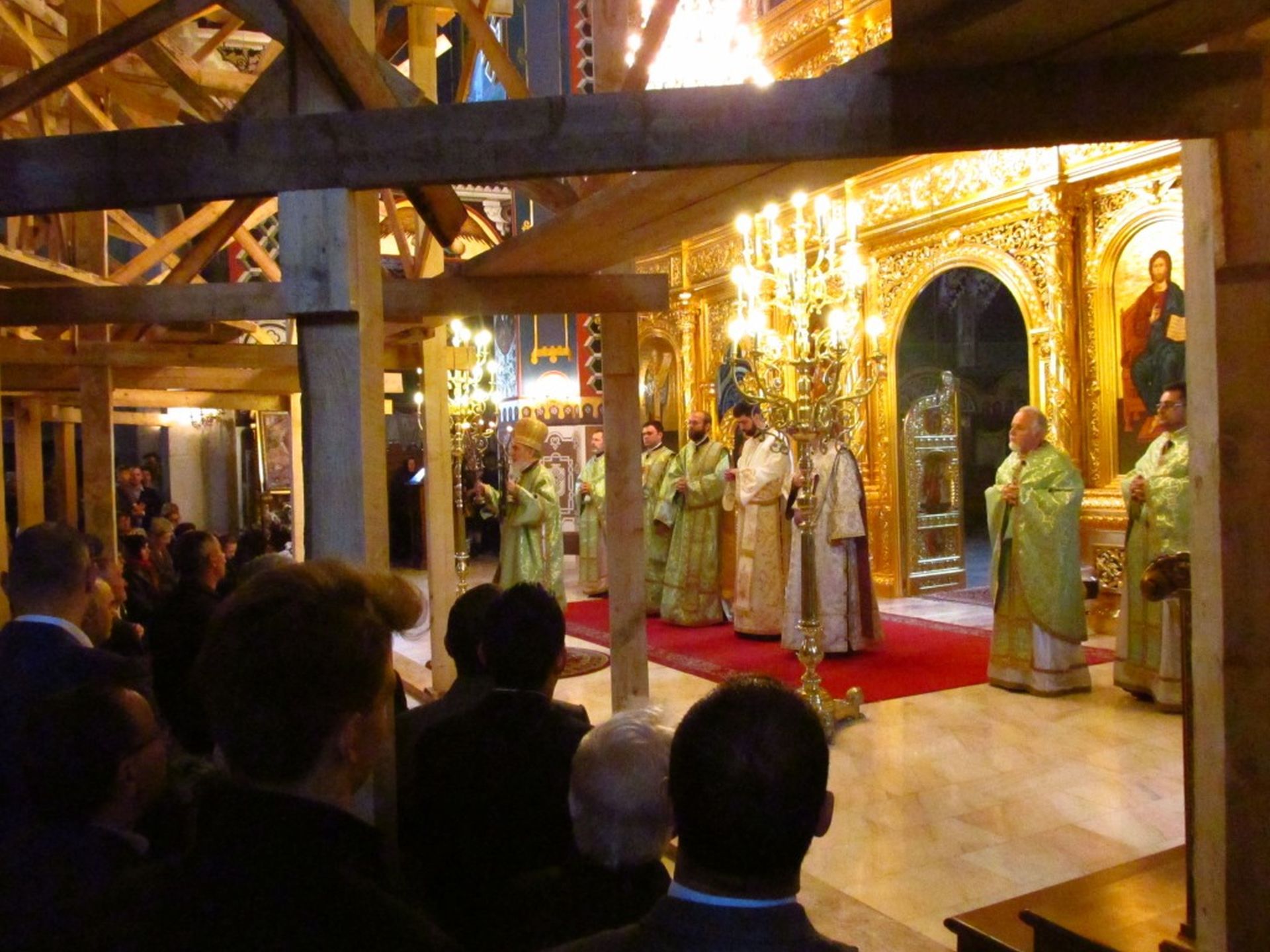 Duminica Floriilor, la Catedrala Arhiepiscopală din Arad