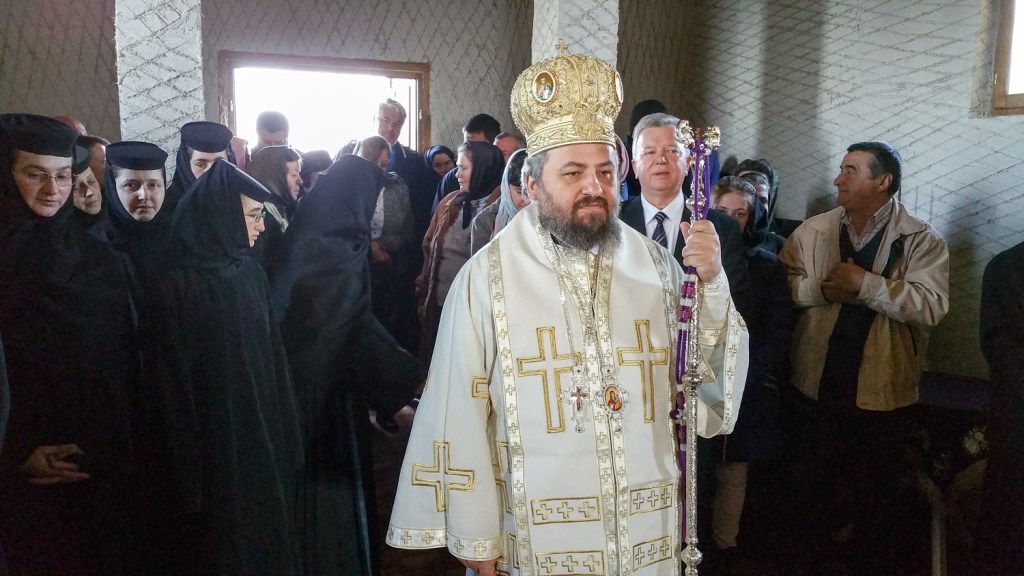 Duminica a III-a din Postul Mare, la schitul Măgura din județul Hunedoara