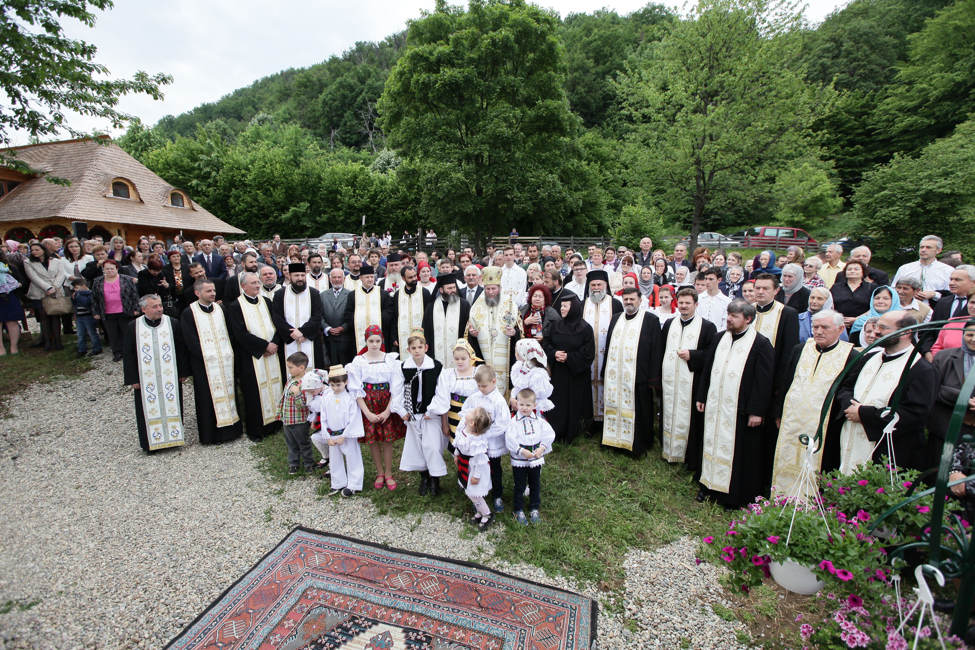 Sfinţirea locului pentru biserica Schitului „Schimbarea la Faţă a Domnului” din Baia Mare
