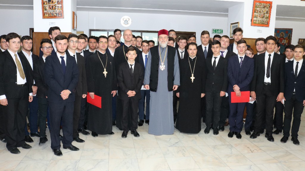 Burse pentru elevii cu merite deosebite, în Episcopia Sloboziei şi Călăraşilor