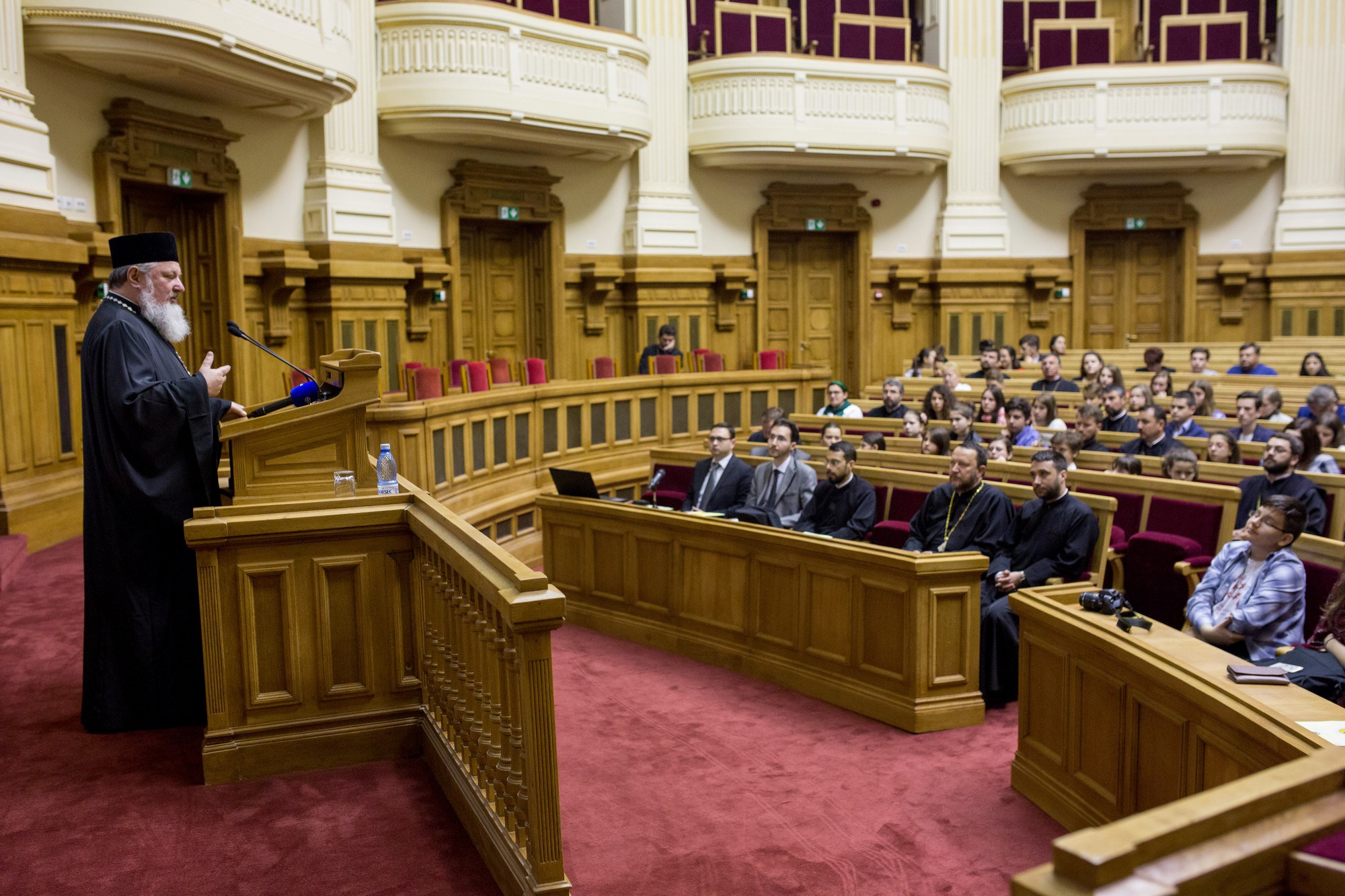 Film dedicat concursului de creaţie „Biserica şi Şcoala din sufletul meu”, la Palatul Patriarhiei