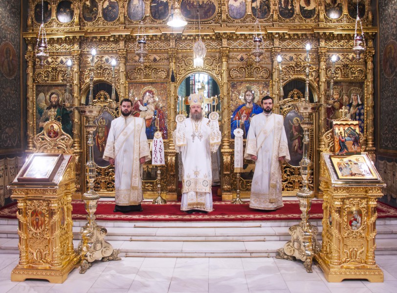 Preasfinţitul Timotei Prahoveanul: „Cea mai importantă legătură din viaţa noastră este legătura cu Dumnezeu”