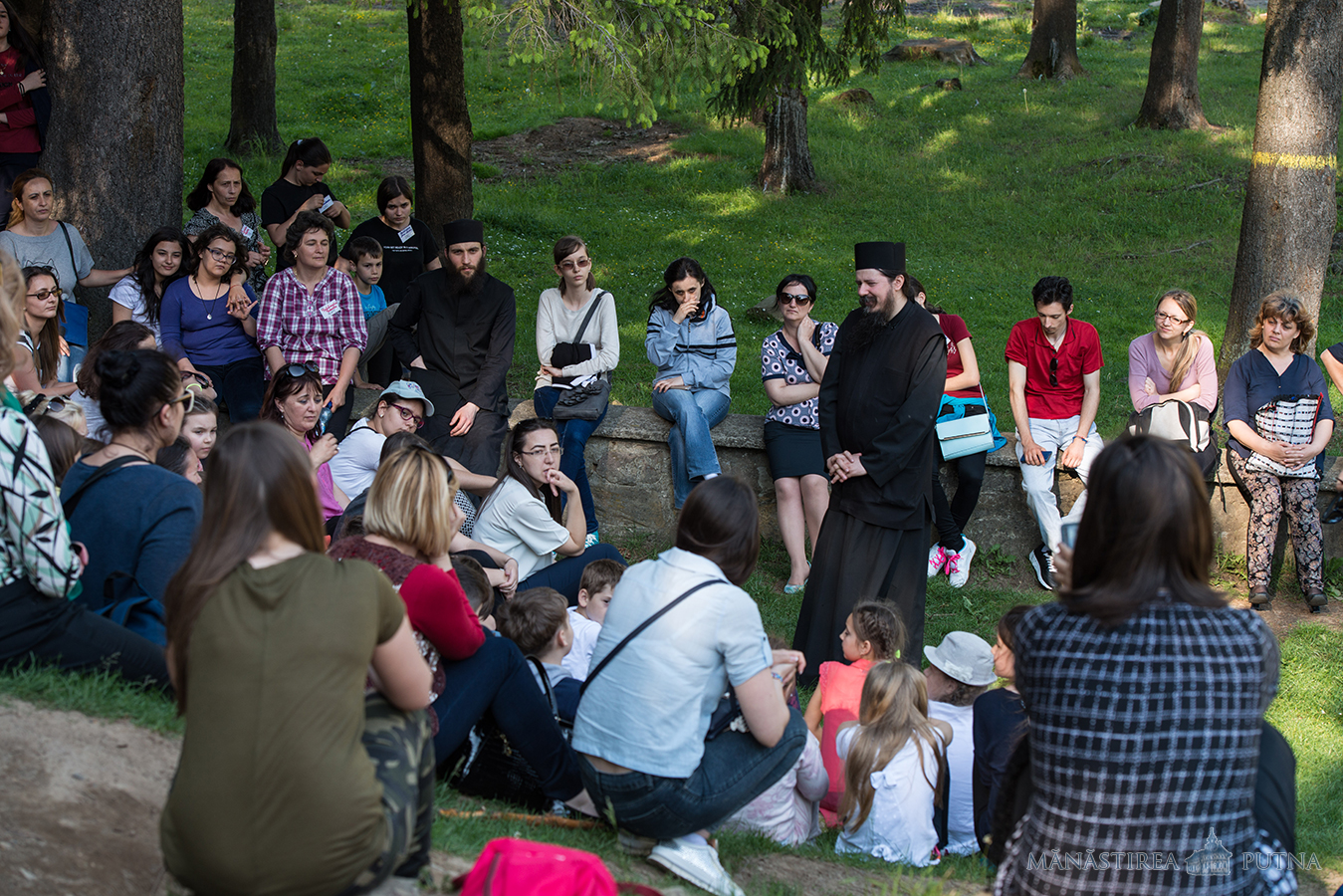 Concursul național interdisciplinar „Cultură și spiritualitate românească”, la Mănăstirea Putna