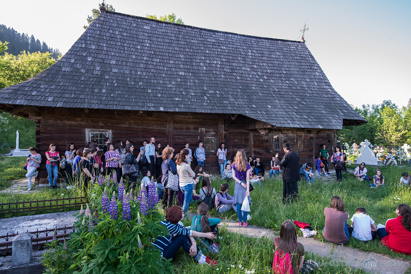 Concursul național interdisciplinar „Cultură și spiritualitate românească”, la Mănăstirea Putna