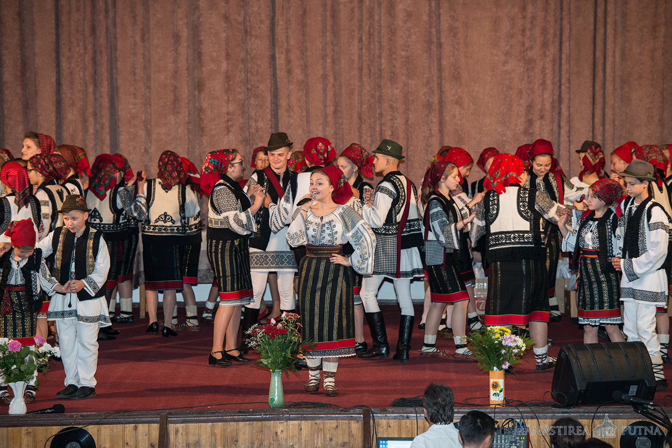 Concursul național interdisciplinar „Cultură și spiritualitate românească”, la Mănăstirea Putna