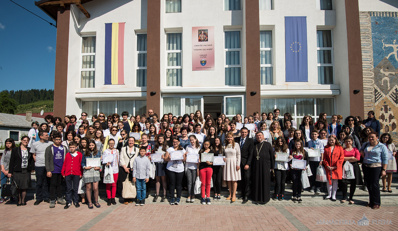 Concursul național interdisciplinar „Cultură și spiritualitate românească”, la Mănăstirea Putna