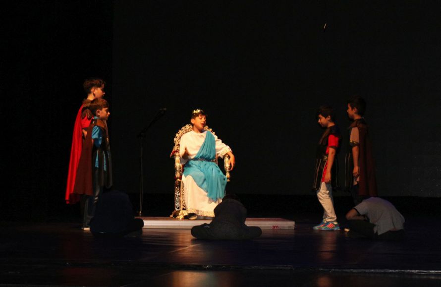 Spectacolul „Marea sărbătoare - Învierea lui Iisus”, la Opera Comică din Bucureşti