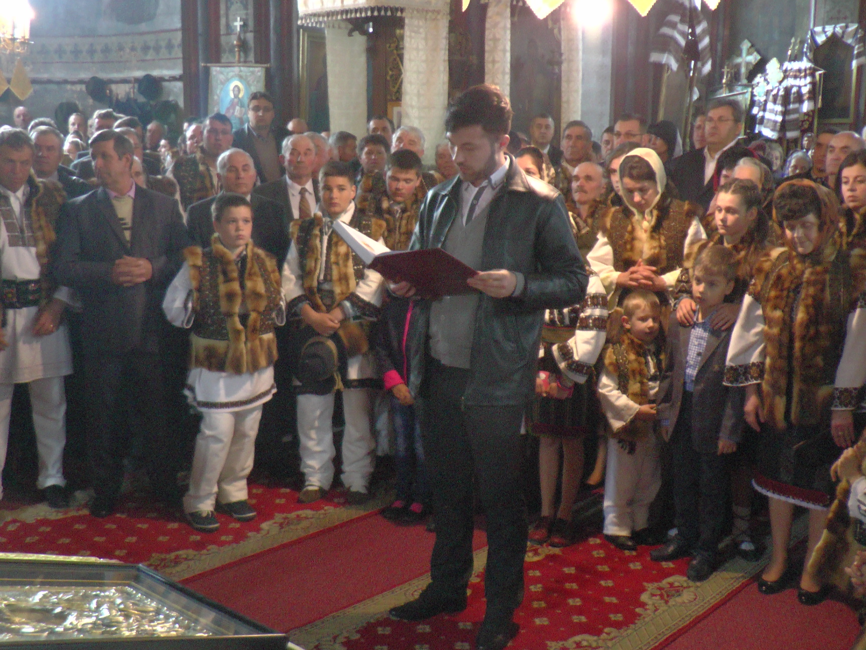 115 ani de la sfinţirea bisericii din Pojorâta, sărbătoriţi prin Liturghie arhierească