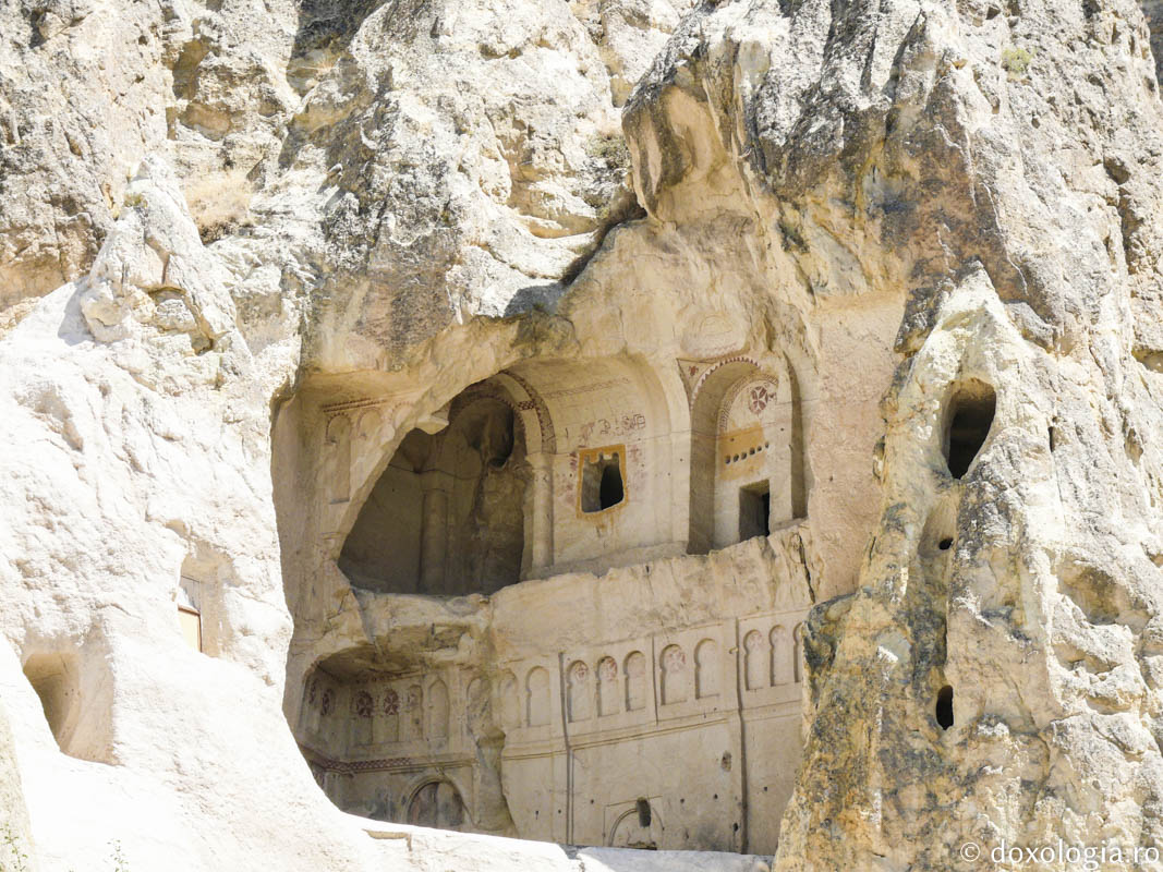 Frumusețea bisericilor bizantine săpate în stâncă - Cappadocia, Turcia (galerie FOTO)