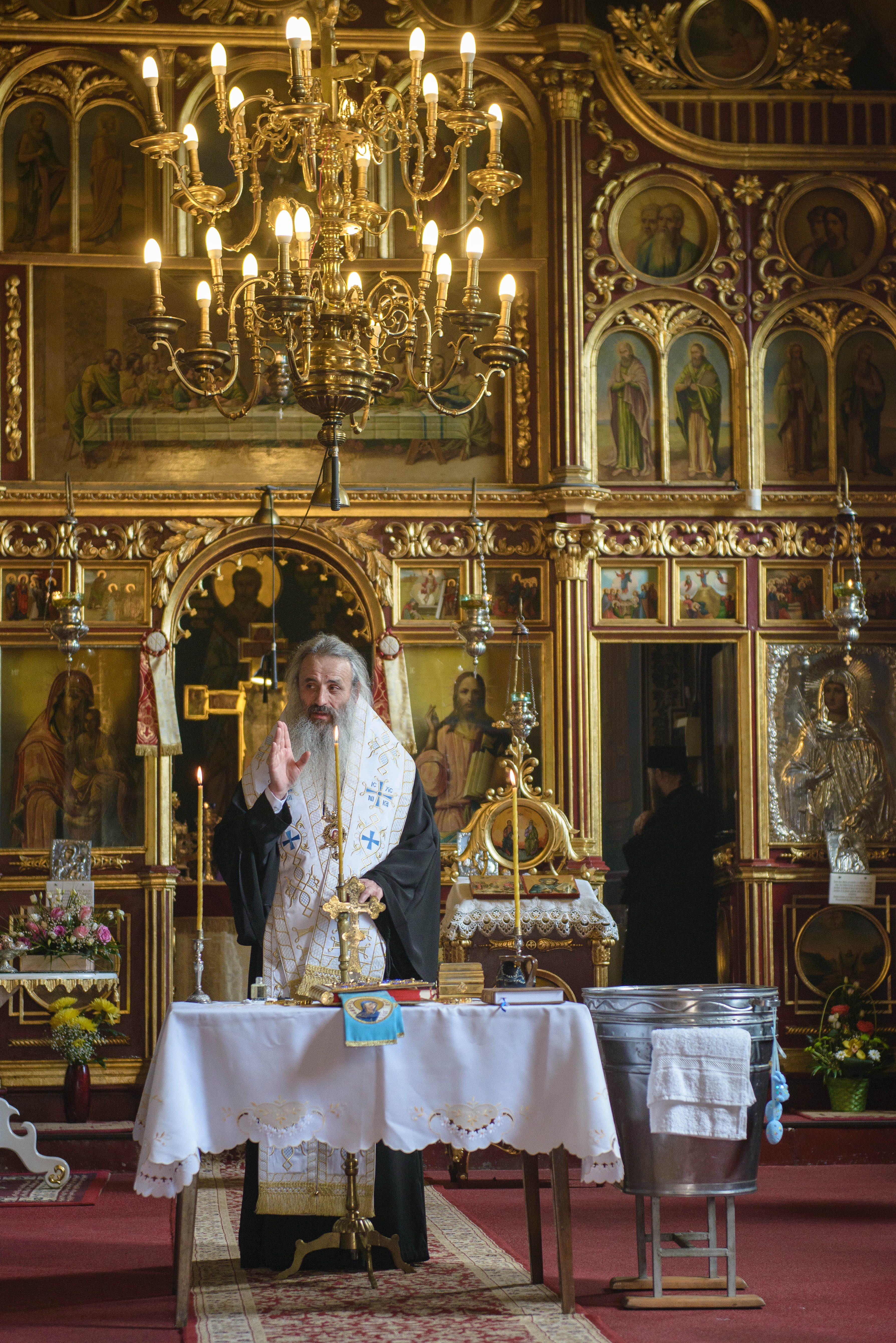 „Fratele geamăn sau sora geamănă ai lui Toma suntem noi”